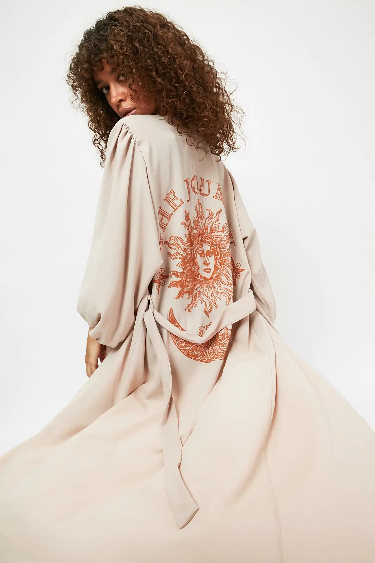 

Trendyol Print Detailed Kimono & Kaftan TBESS21KM0105