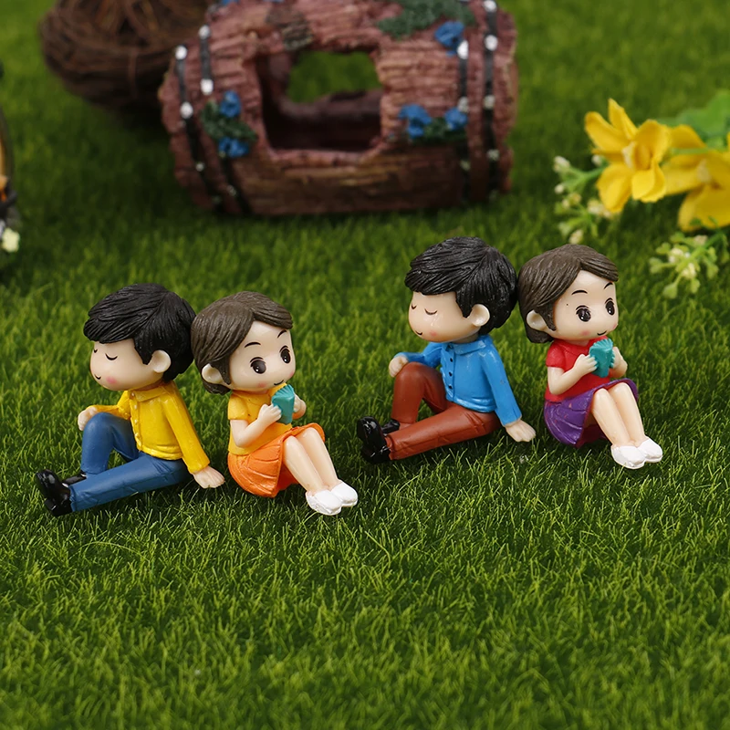 

1pair of Romantic Couple Figurines Sweety Lovers Micro Landscape Wedding DIY Decor Craft Fairy Scene Gift Ornaments