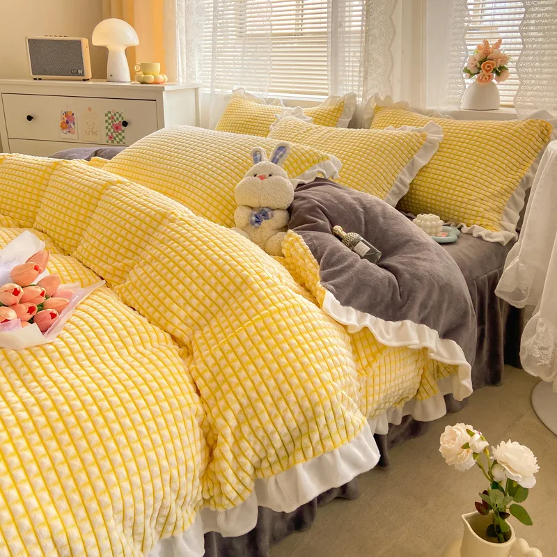

Fashion Velvet Bedding Set Double Sheet Queen King Size Bed Duvet Cover Winter Warm Thicken Bed Quilt Cover Sheet Pillow Case