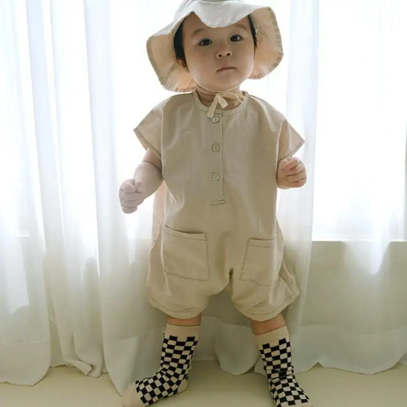 

Summer Toddler Boy Solid Loose Casual One-piece Girl Infant Plaid Pockets Short Sleeves Romper+Cap 2pcs Kid Cotton Thin Bodysuit