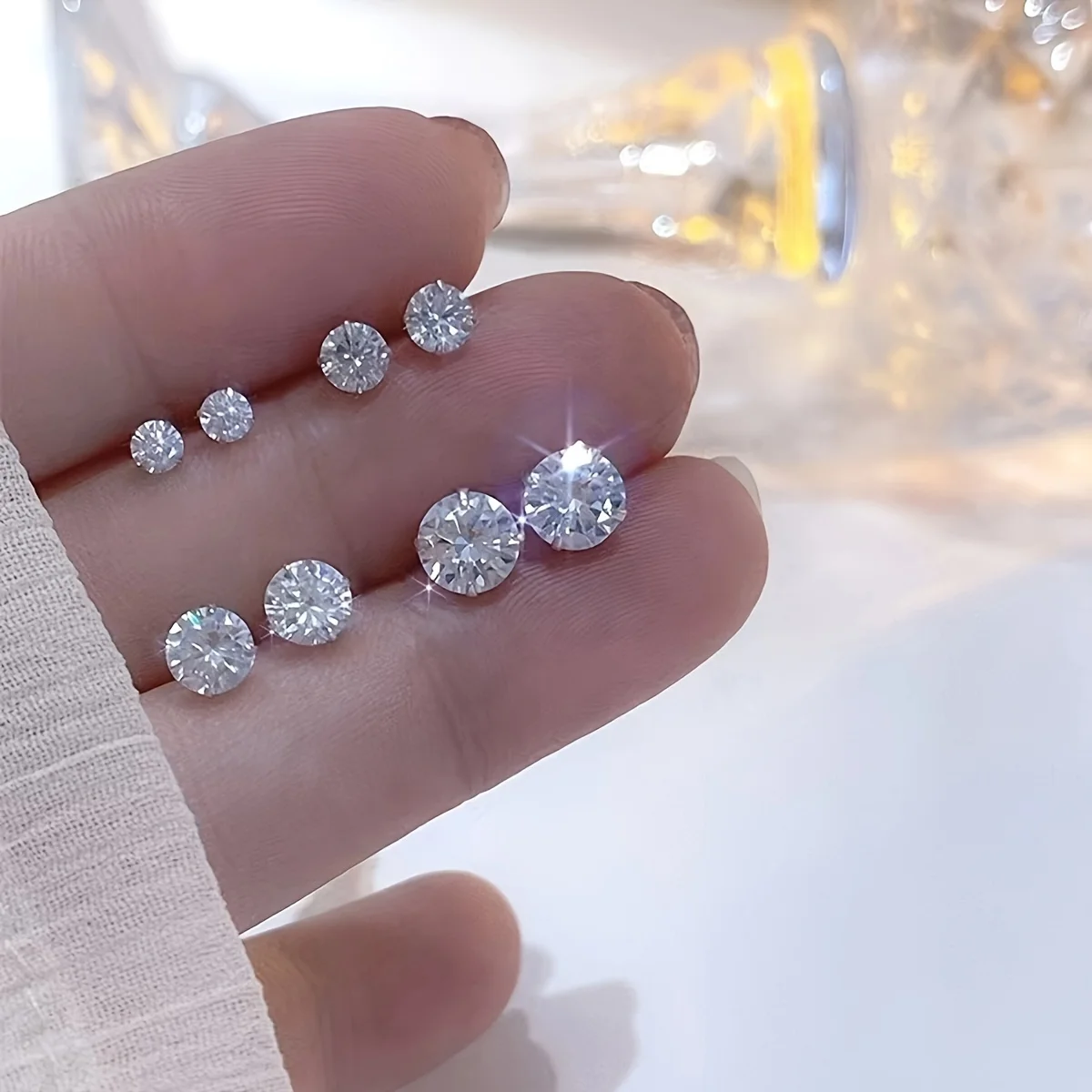 Серьги-гвоздики из нержавеющей стали с фианитом 16 г 2-7 мм