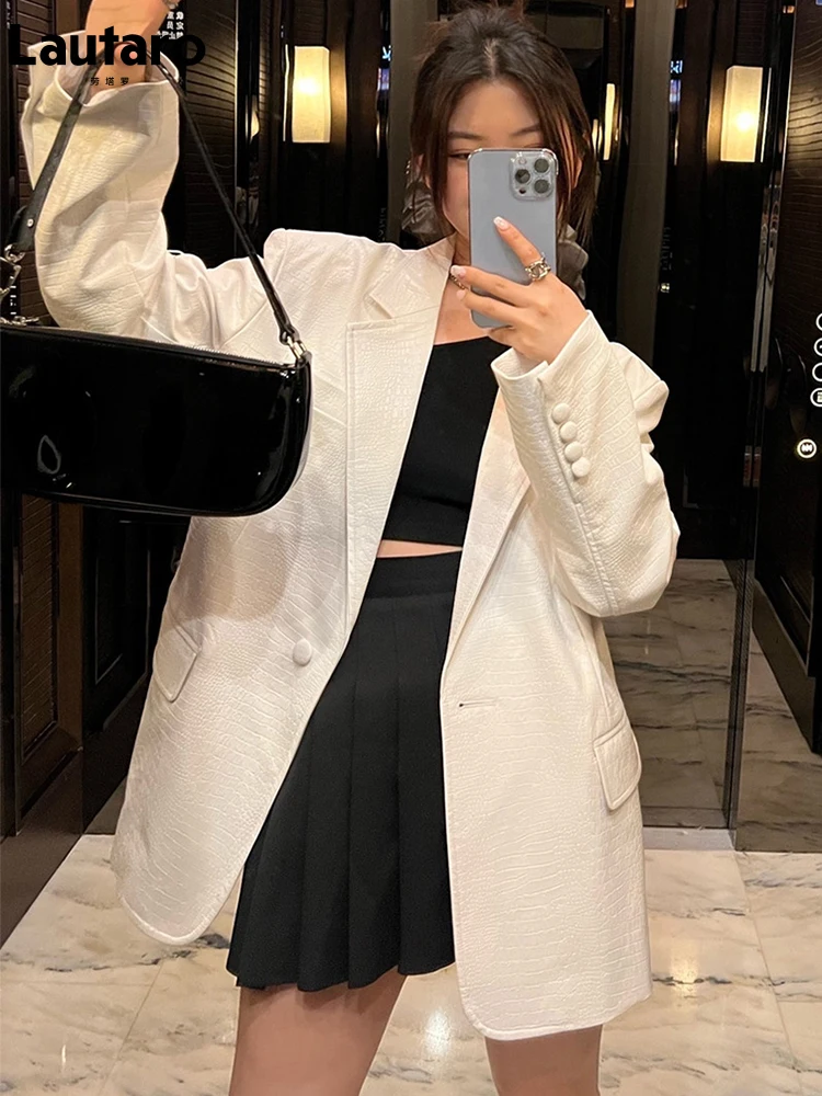 

Lautaro Spring Autumn Loose Luxury White Crocodile Print Leather Blazer Women Long Sleeve Runway Fashion Faux leather Jackets