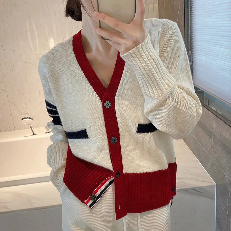 

Autumn and Winter New V-neck Long-sleeved TB Knitted Cardigan Age Reduction College Style Contrast Color Pocket Four Bars
