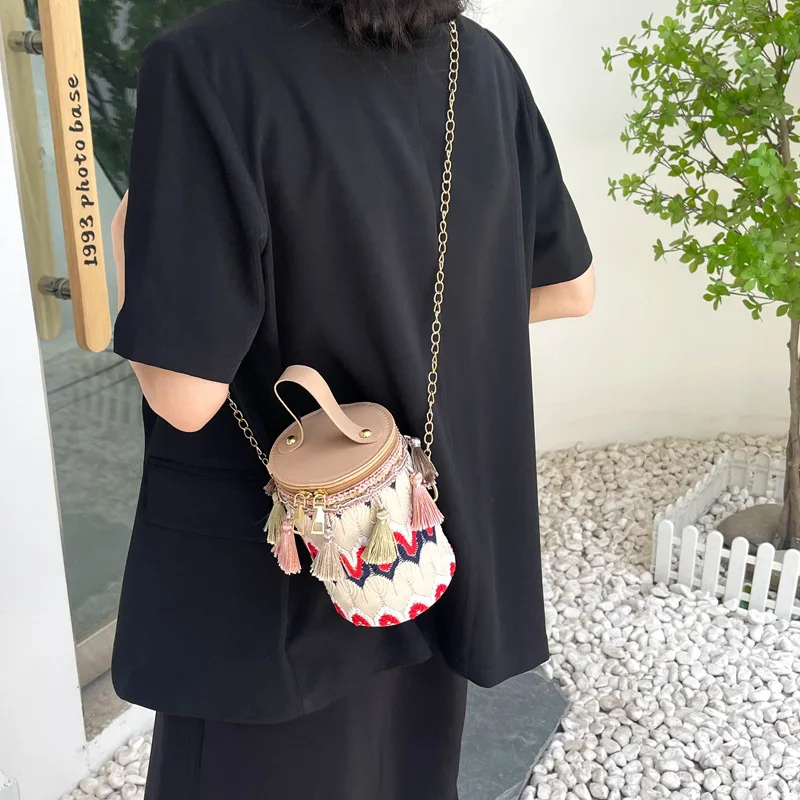 New Arrival: Unique Straw Bag for Women Shoulder Bag, Perfect for Summer