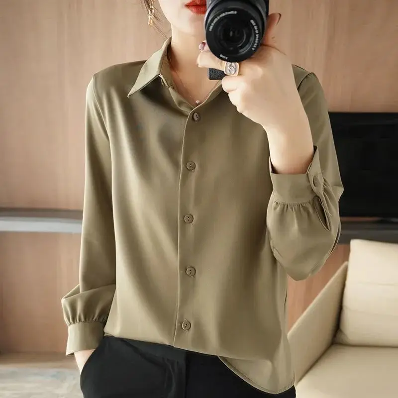 

Блузка Женская атласная с длинным рукавом, на пуговицах