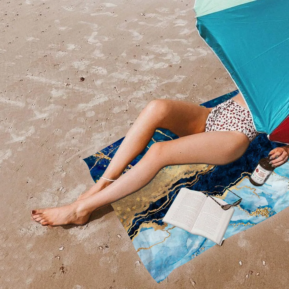 Мраморное цветное полотенце из микрофибры быстросохнущее