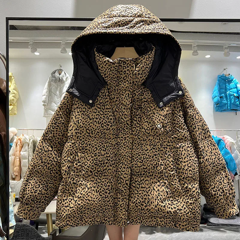

2022 Newest Luxury Winter Loose Fit Puffer Jacket Women Leopard Print Short Casual Zipper Thicken Warm 90% White Duck Down Coat