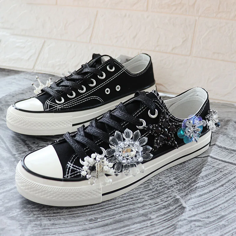 

Women Sneakers Summer Canvas Shoes Black Ribbon Strap Sew Pearl Diamond Ribbon Flat Student Casual Shoe Size 35-44