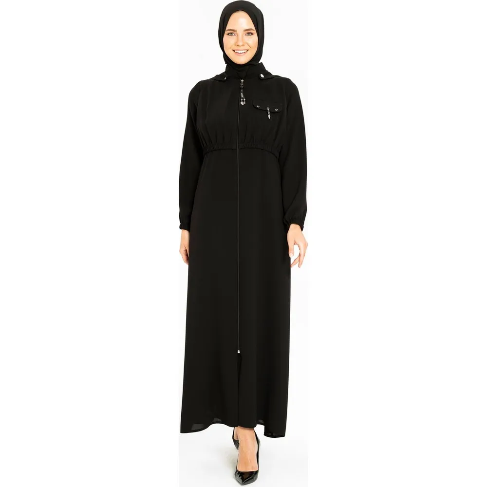 

Спортивный черный чехол Dorlie с капюшоном Ferace 3246