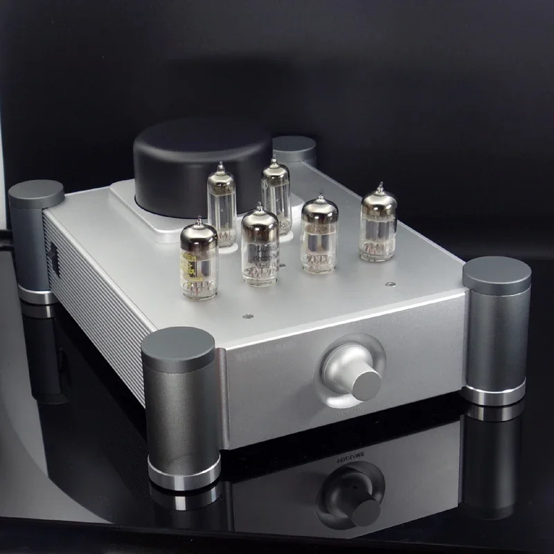 

WEILIANG AUDIO Hetian Mao’s tube preamplifier