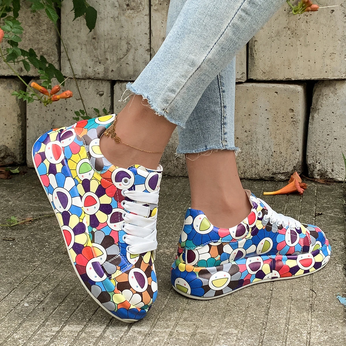 Women's Sneakers Summer Autumn Fashion Platform Outdoor Sneakers Trend Graffiti Shoes Comfortable Lace-up Flat Sneakers