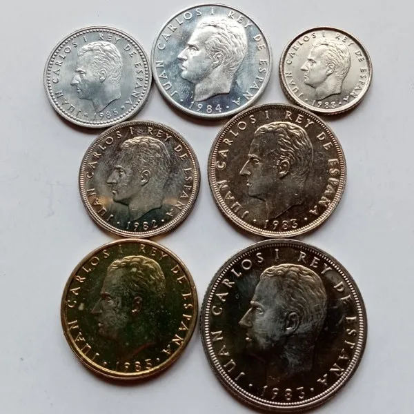

Совершенно новый комплект из 7 монет в Испании, король Карлос из 80-х годов