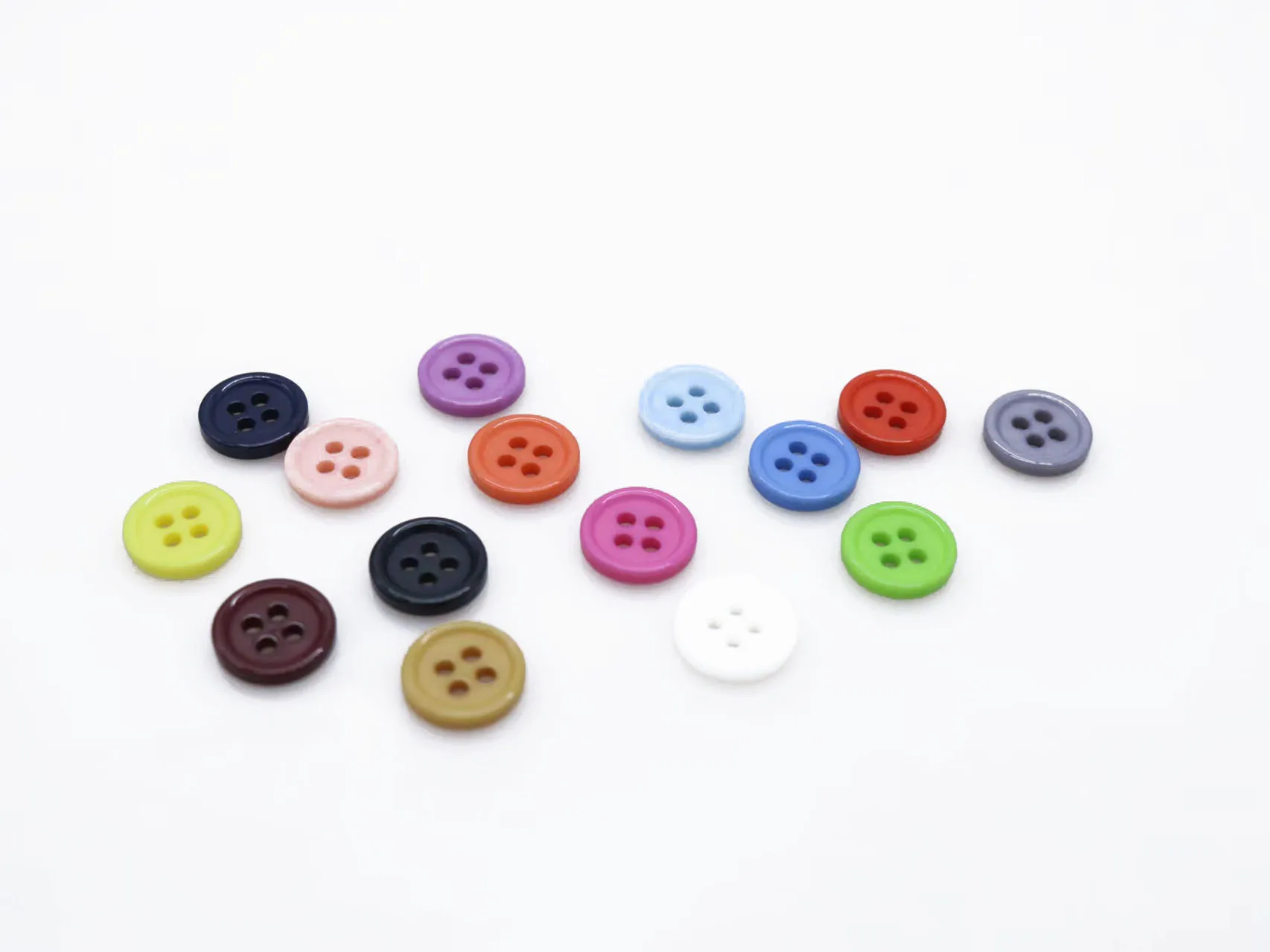 

200pcs 11mm Resin buttons 4-hole colorful children's sweaters buttons