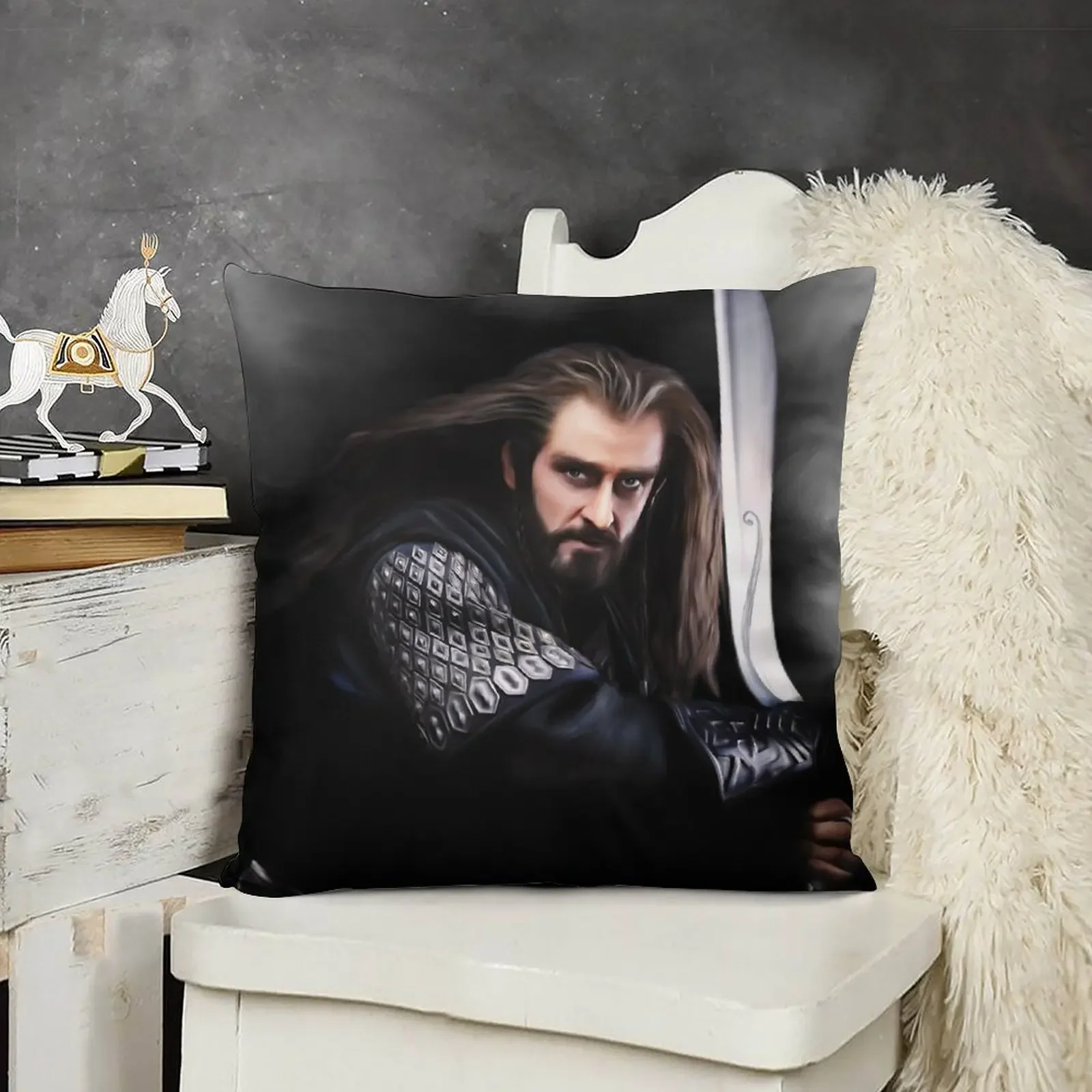 Декоративная подушка Thorin наволочки декоративная для дивана