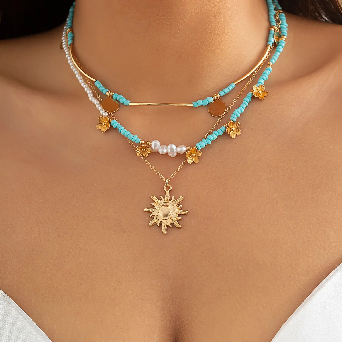 

Simple Green Seed Beads Strand Choker Necklace Women String Collar Sun Charm Green Handmade Bohemia Collier Multi Layer Jewelry