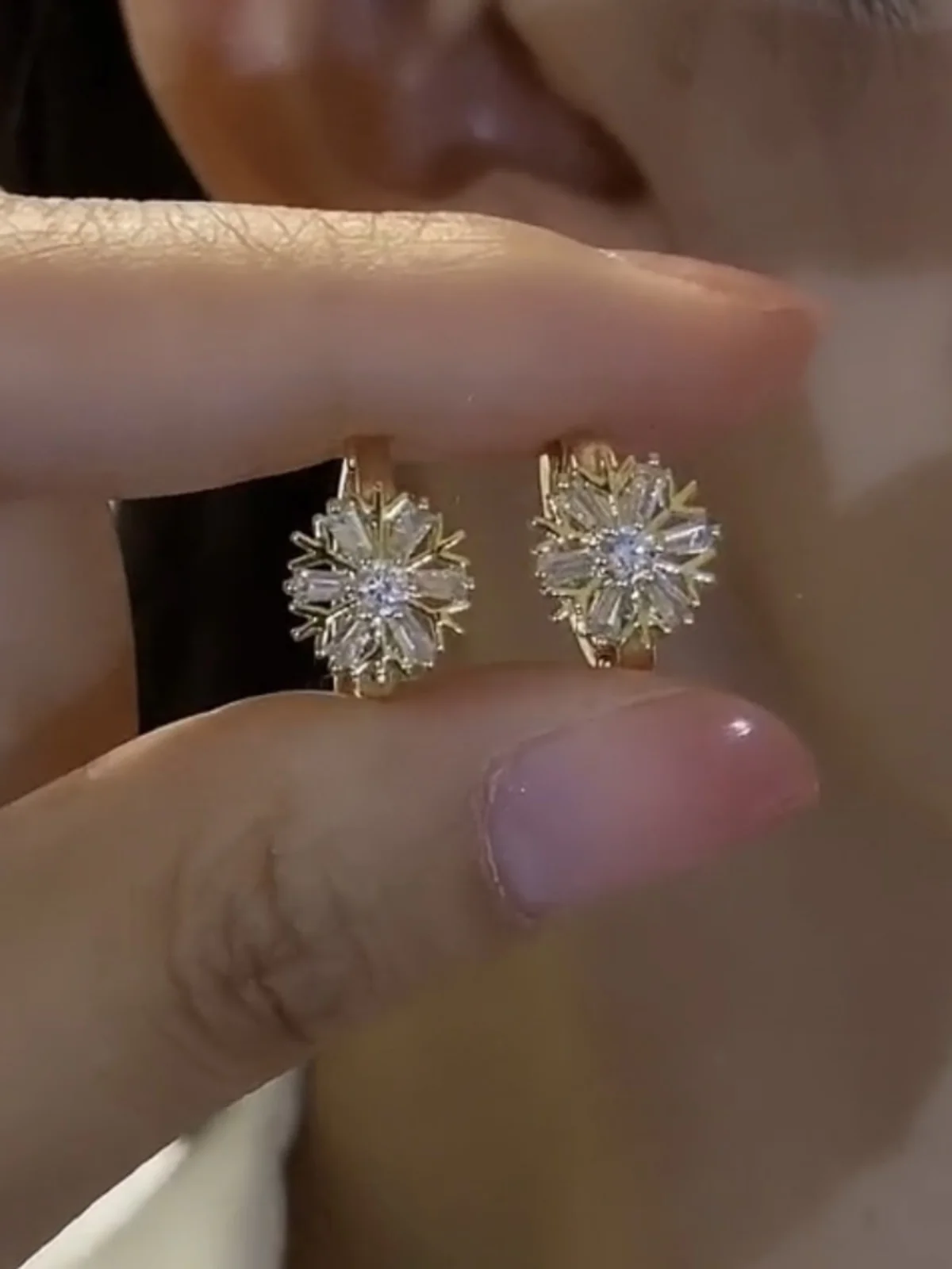 2023 новые модные серьги с пряжкой в виде снежинок женские дизайнерские легкие