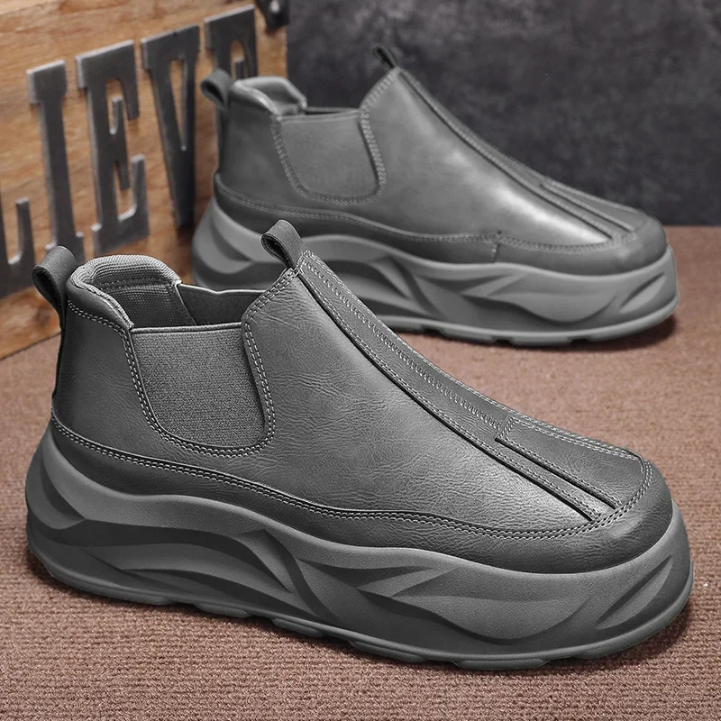 Мужские ботинки на толстой подошве в британском стиле