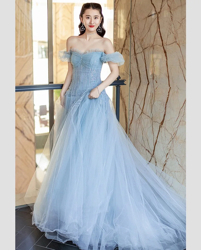 

Sky Blue Strapless Evening Dresses Off Shoulder A Line Sequined Beading Pleat Wedding Party Prom Bridesmaid Gowns With Stain New
