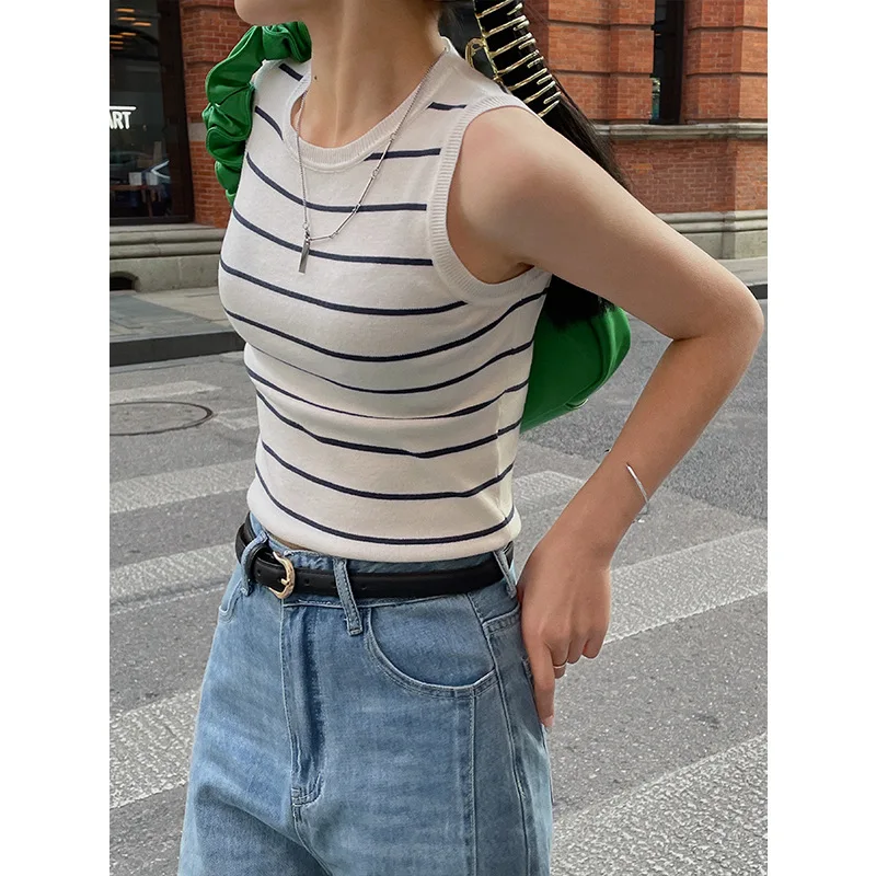 

2022 Spring Round Collar Stripe Vest Classic Casual Slim Sleeveless Top Women Y2k Clothes Ropa Mujer Female Corset