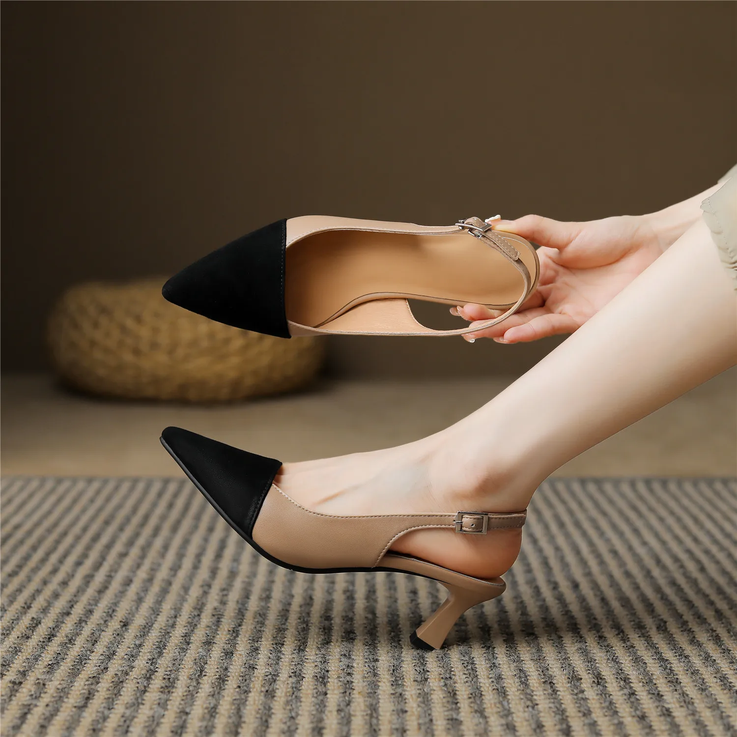 Women Cow Leather Sandal Pumps Pointed Toe Thin Med Heels Buckle Strap Shoes Extra Big Size 46 47 Spring Autumn Handmade Shoes