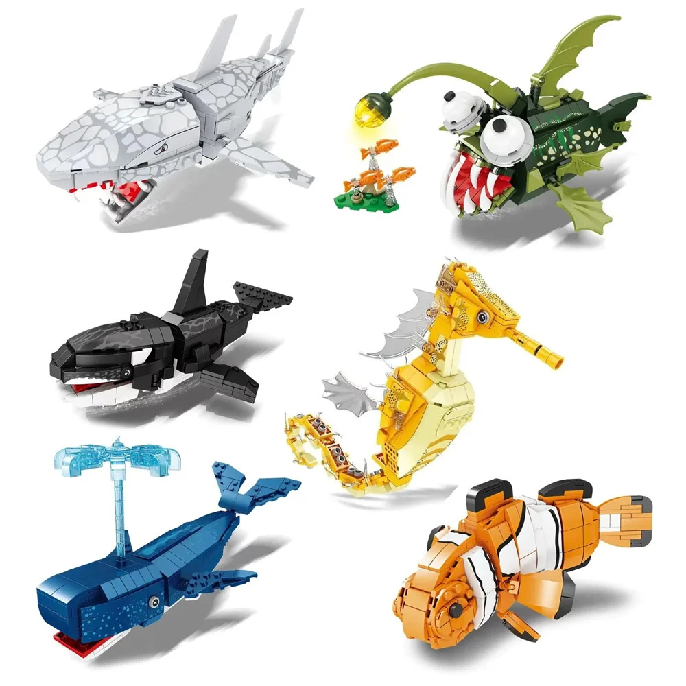 

2023 г., Детский конструктор «Зоопарк», «акулы и тигры»