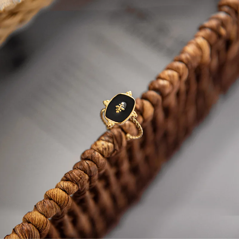 

GD Vintage Gold Color Stainless Steel Twisted Circle Black Enamel Rings Geometric Rings For Women Boho Jewelry Adjustable