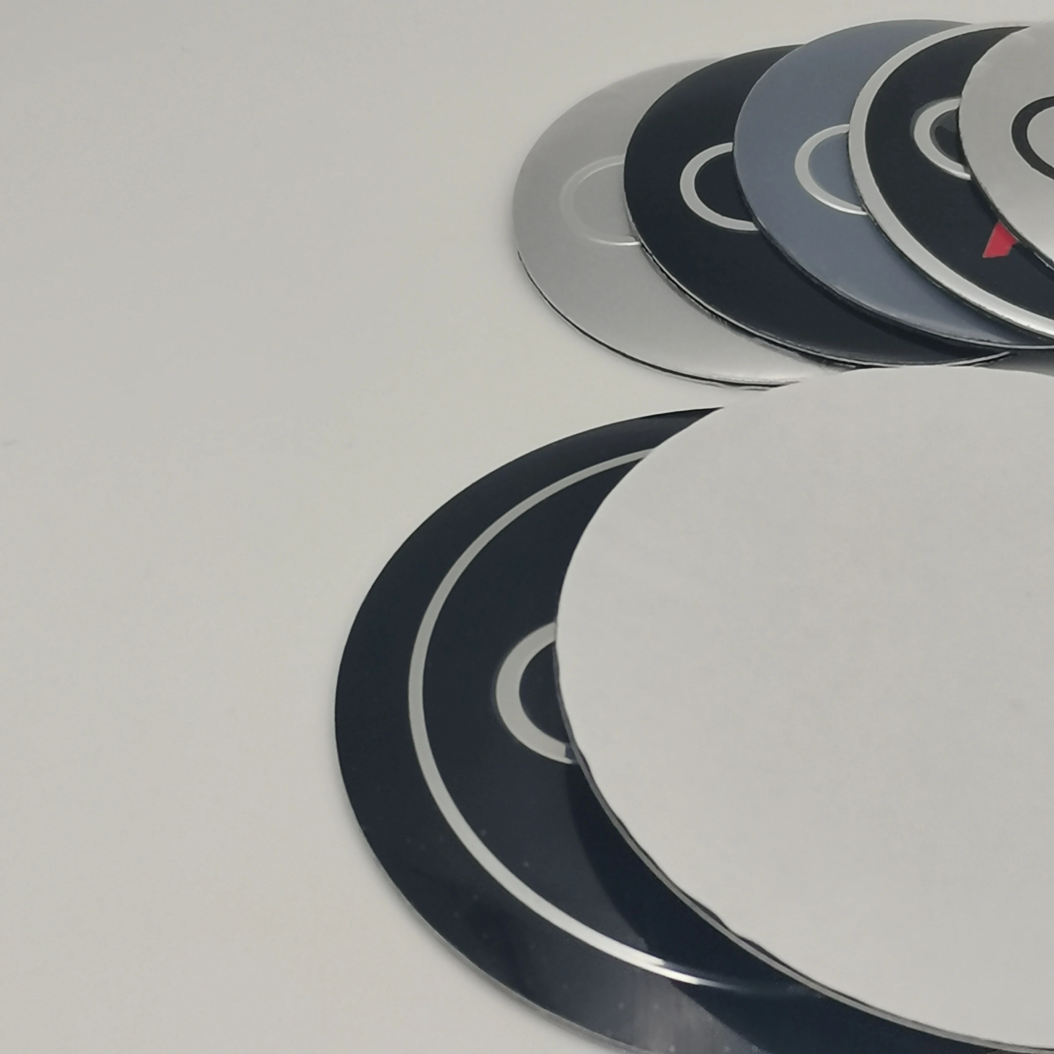 

4pcs Applicable To G-erman Car A-UD1 Series Accessories Wheel Hub Aluminum Stickers Car Wheel Center Cover Logo 4Ring Logo