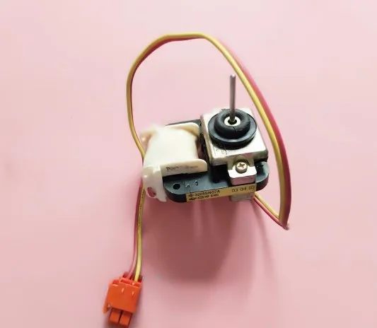 

Новый оригинальный телефон