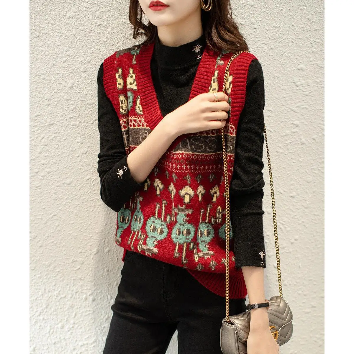 Fashionable Retro Vest Women's Autumn and Winter Outerwear New Loose V-neck Sleeveless Sweater Knitted