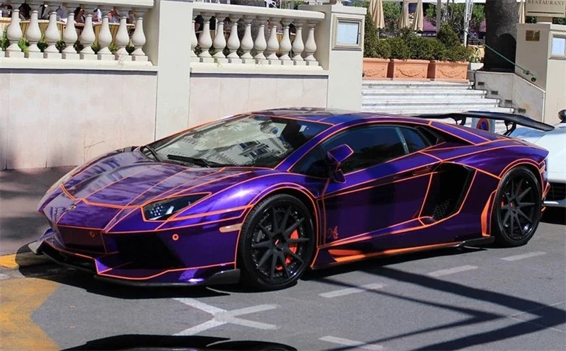 Модель звезды 1:64 Aventador LP700-4 LBWK 2.0 Fire Cracks Purple W/figure Kato Литая под давлением модель