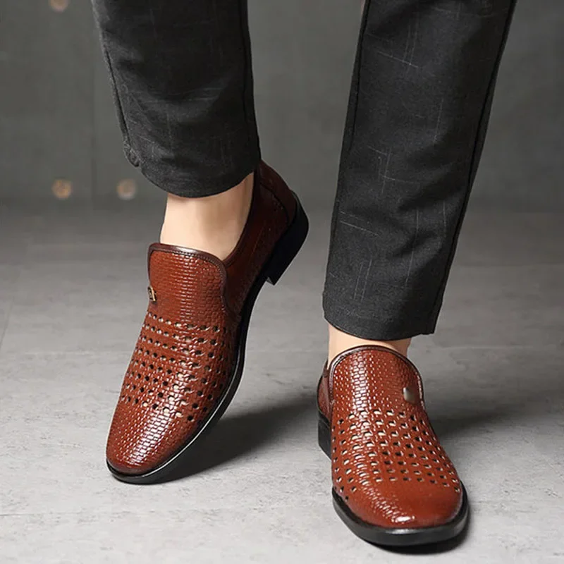 Сандалии мужские кожаные мягкая подошва дышащие низкий каблук повседневная