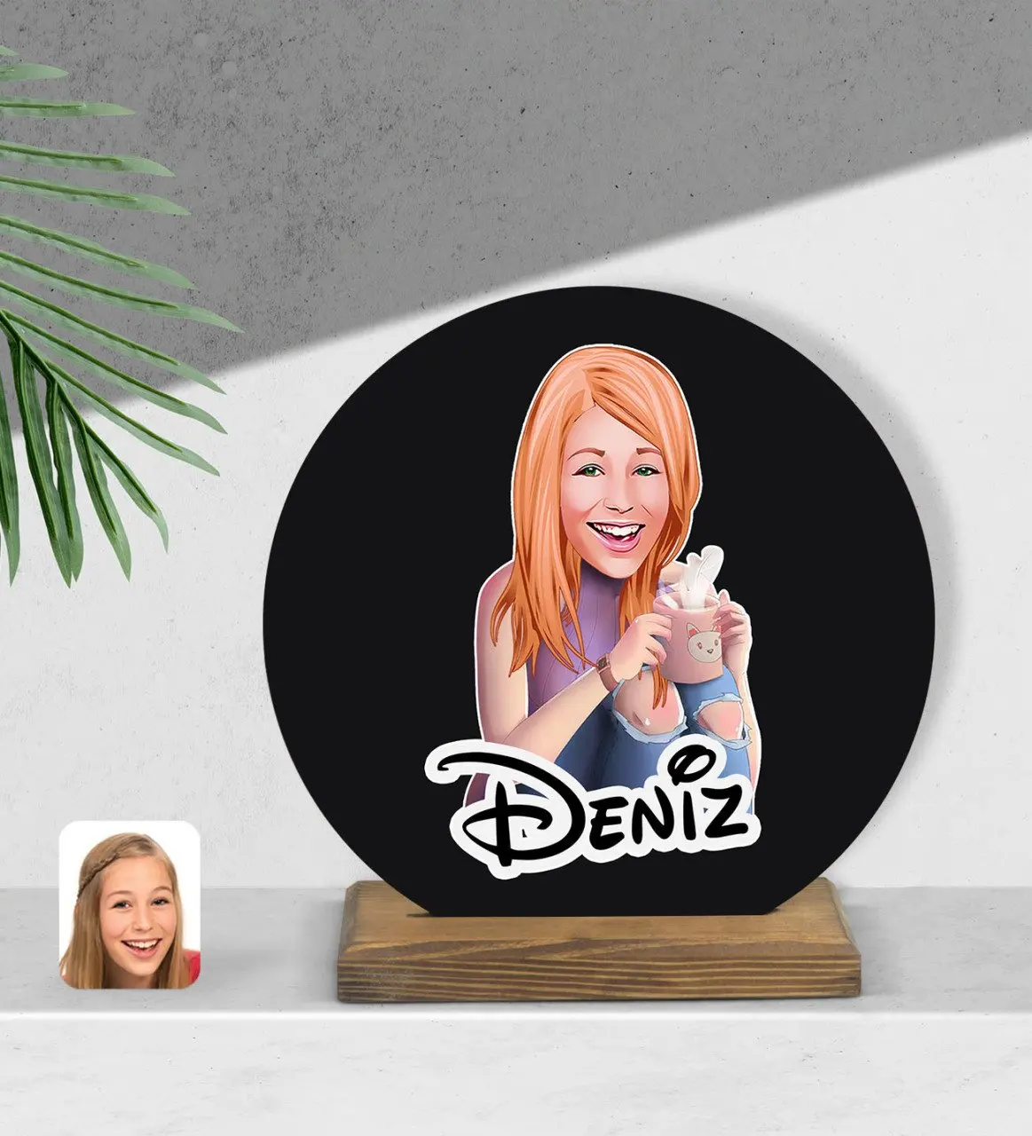 

Personalized women cartoon round wooden Biblo-103