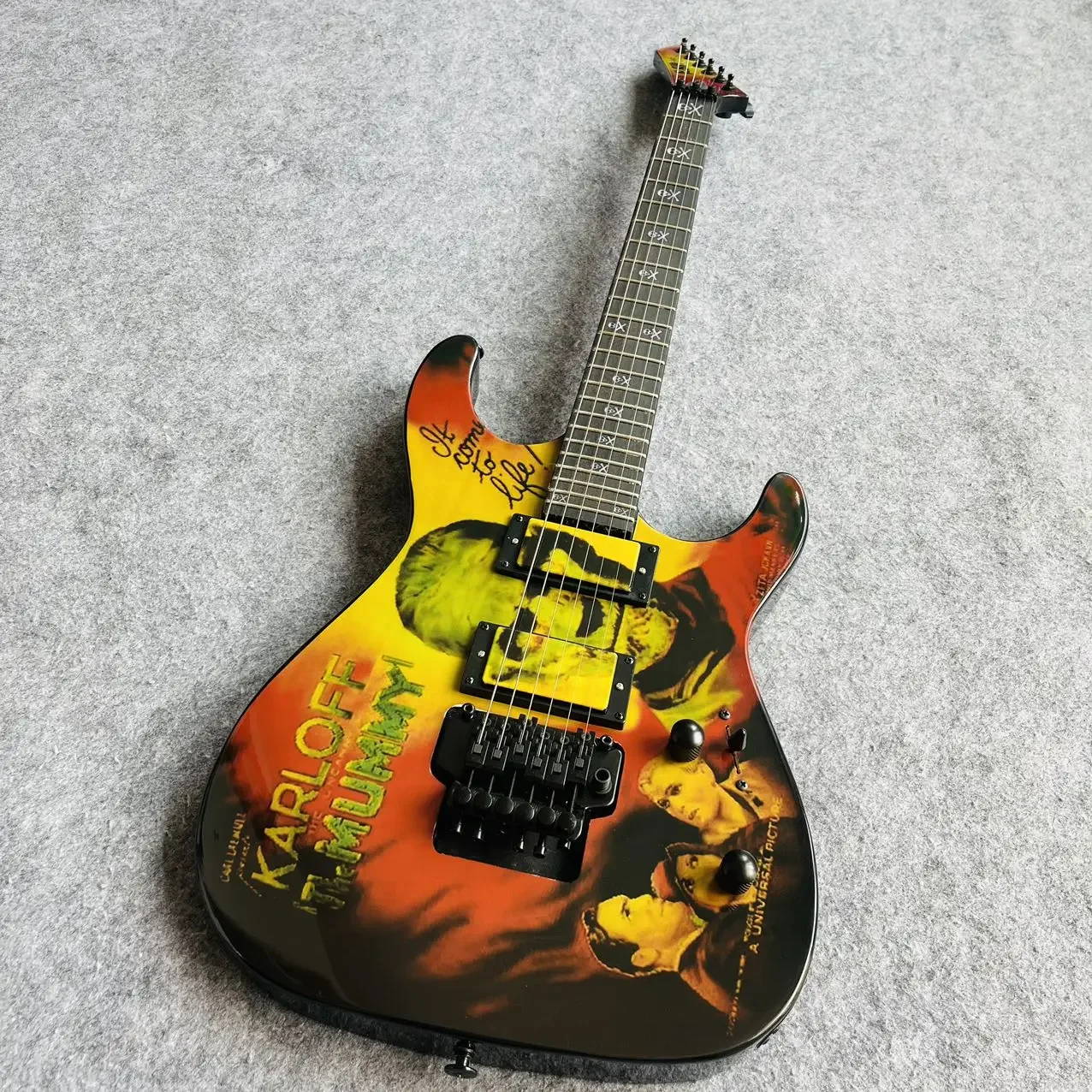 Классическая электрогитара тремоло профессионально созданная бесплатная