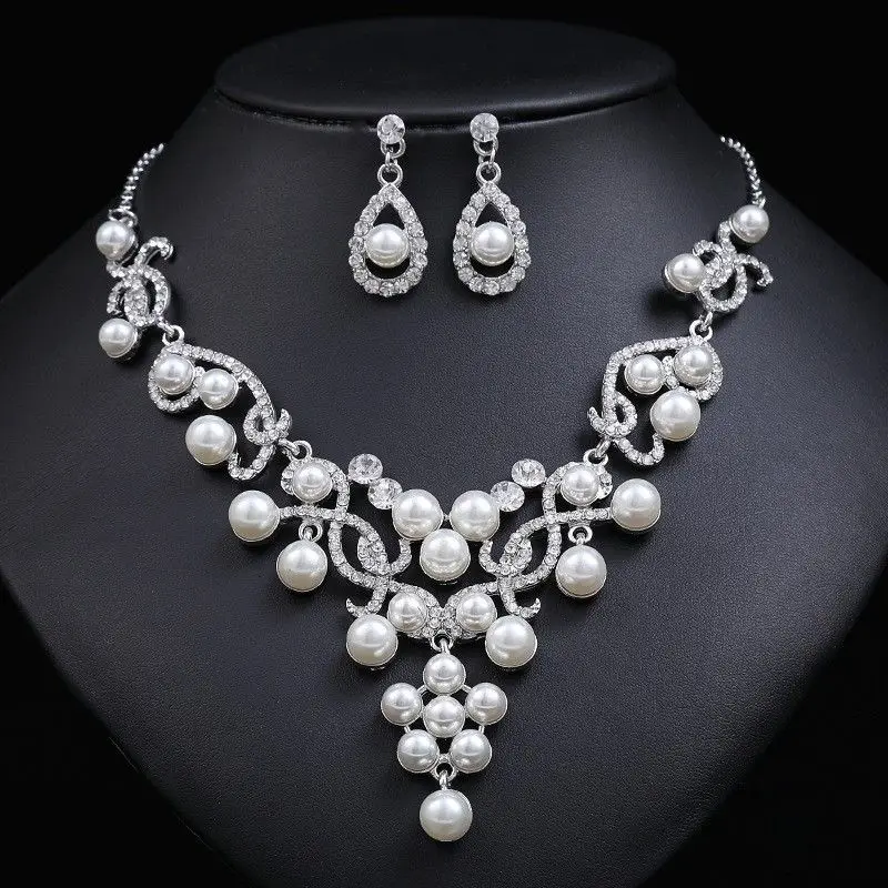 

European and American pearl necklace earrings set with fashionable alloy water droplet shaped flower bride jewelry
