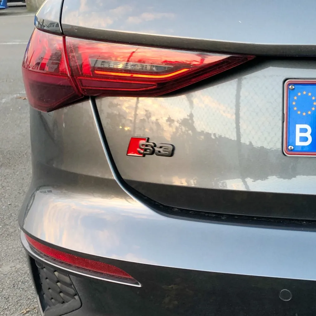 Оригинальная пластиковая наклейка для Audi Sline S3 S4 S5 S6 S7 S8 логотип A3 A4 A5 A6 A7 A8 эмблема