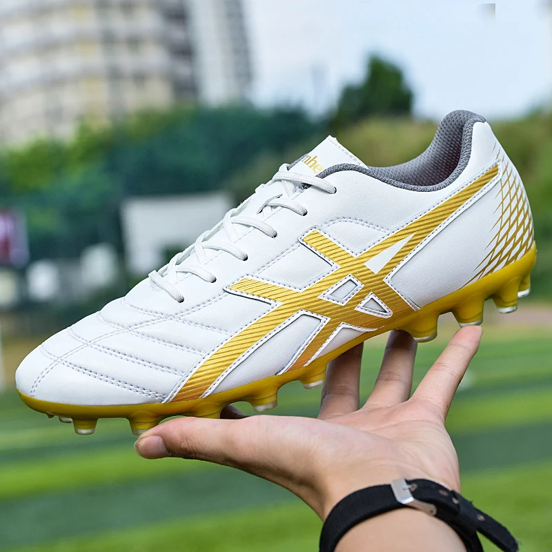 

2022 Summer New Football Boots Men Wear-Resisting Soccer Sneakers Non Slip Turf Soccer Shoes Comfortable Training Sport Shoes
