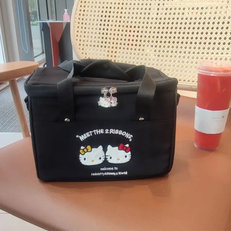 

Sanrio Hello Kitty Bag Insulated Portable Thick Aluminum Foil Large Capacity Lunch Box Shoulder Crossbody Hand Carry Lunch Bag