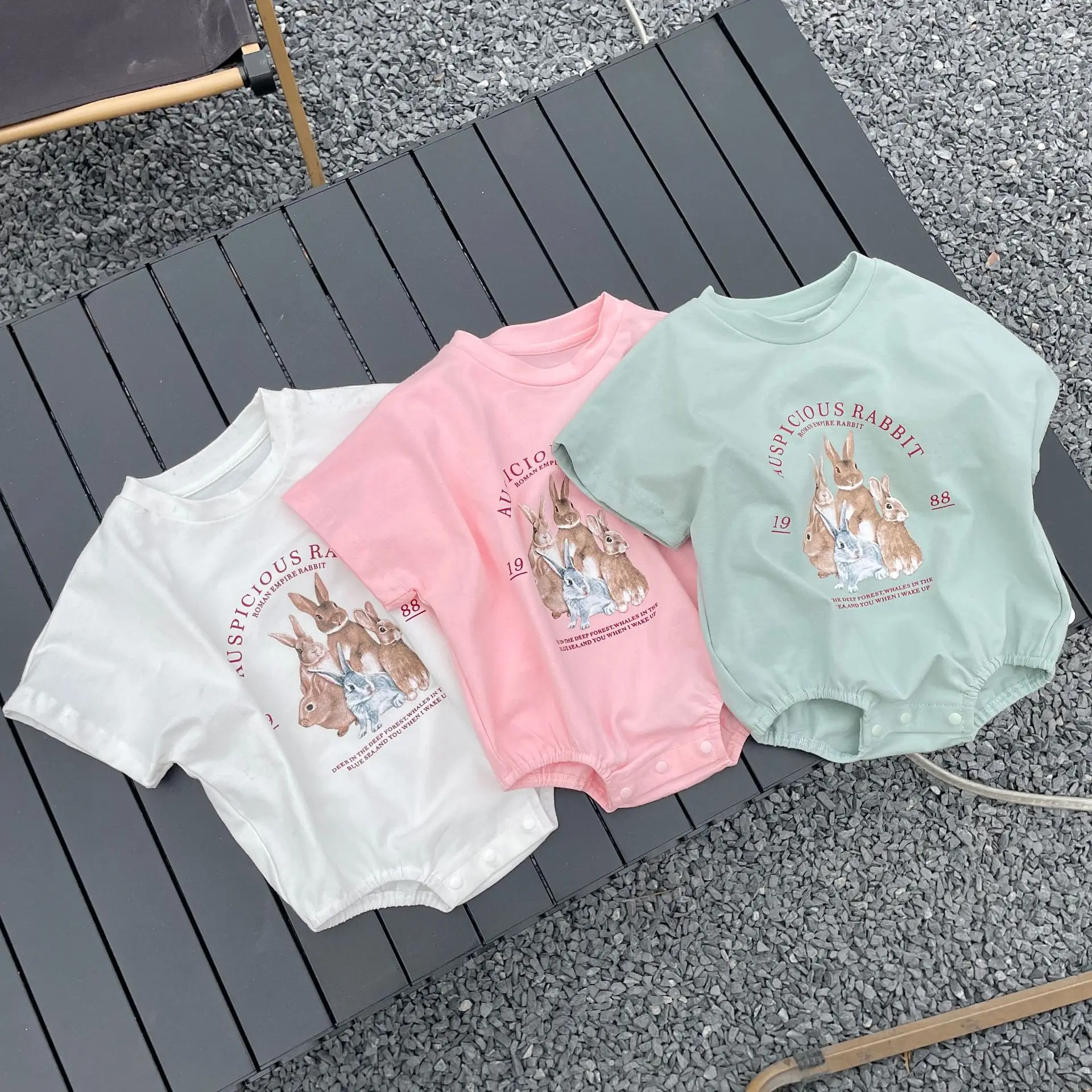 

Боди ярких цветов с короткими рукавами для маленьких девочек; Тонкие милые комбинезон «кролик» свободные мягкие наряды; Дышащая одежда для ...