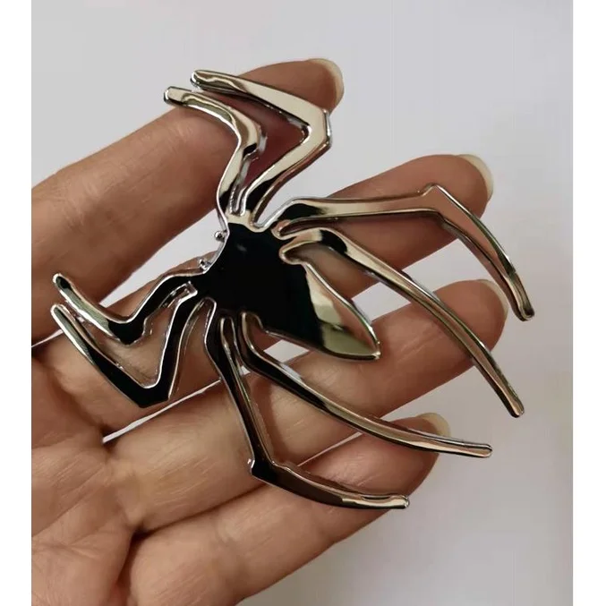 Автомобильная наклейка s Универсальная металлическая эмблема в форме паука
