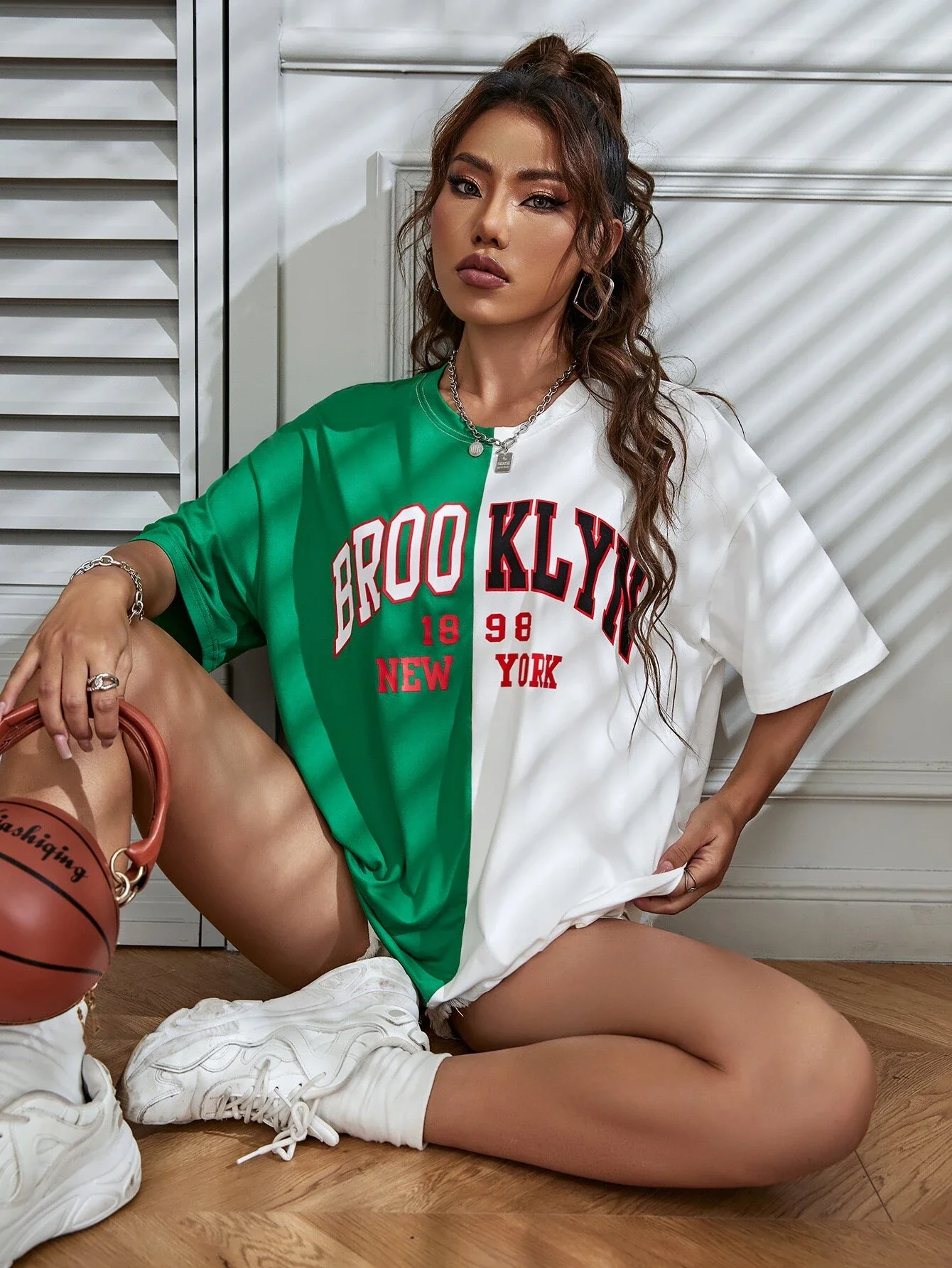 

Letter Graphic Colorblock Drop Shoulder Tee