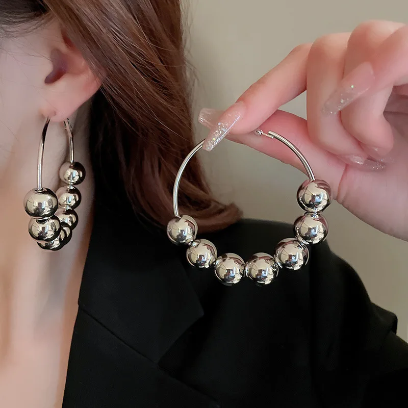 

Hyperbole Exaggerate Big Circle Women Earrings Rollingt Beads Silver Plated Trendy Hoop Loop Accessories Jewelry Hot Selling