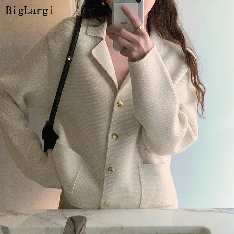 

Женская вязаная куртка с длинным рукавом, осенние женские пальто, корейский шикарный винтажный однобортный костюм с воротником, свободный ...