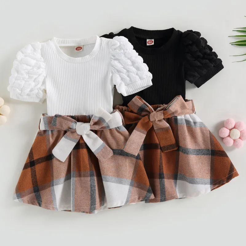 

Детские комплекты с юбкой для маленьких девочек, летняя одежда 2023, рубашка с коротким рукавом и круглым вырезом, клетчатое платье с принтом ...