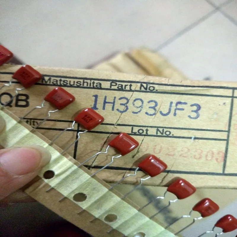 

10PCS Genuine Panasonic CBB metallized capacitor 50V393 393 0.039UF ECQB1H393JF3