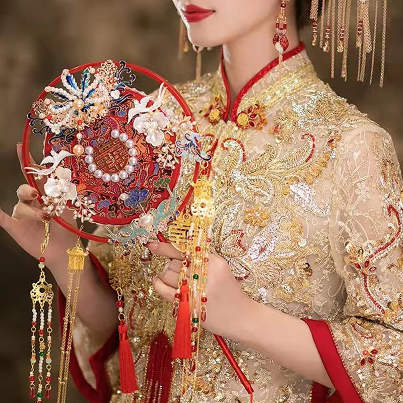 

Свадебный веер для невесты, свадебный подарок ручной работы, китайские ручные букеты в старинном стиле, счастливый веер, готовый большой декоративный веер