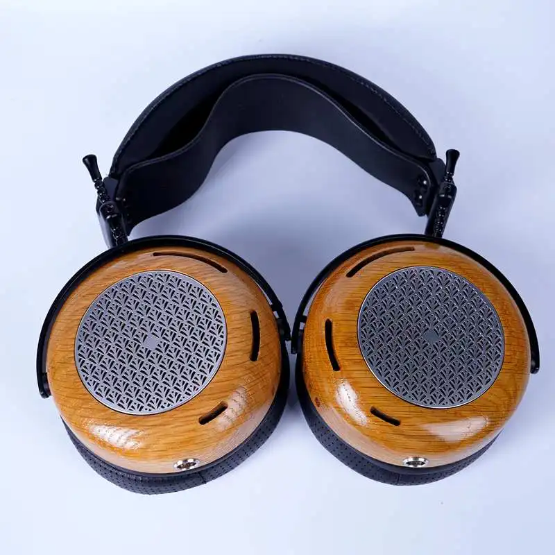 Фото Полноразмерные закрытые накладные наушники Hi-Fi высокого качества №4