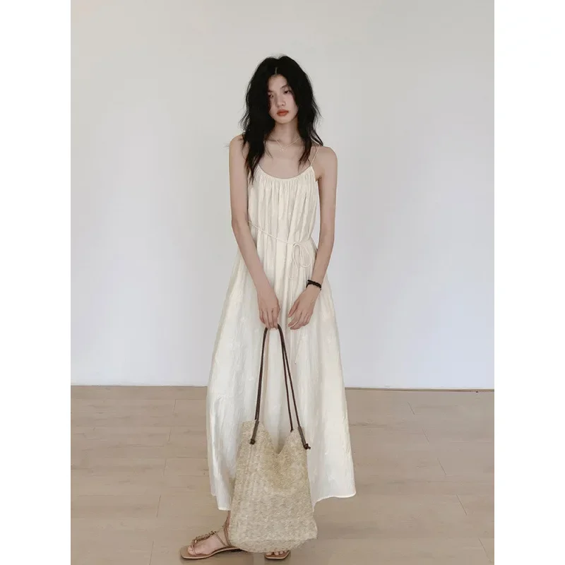 Нежное платье-майка цвета хаки во французском стиле с круглым вырезом женская