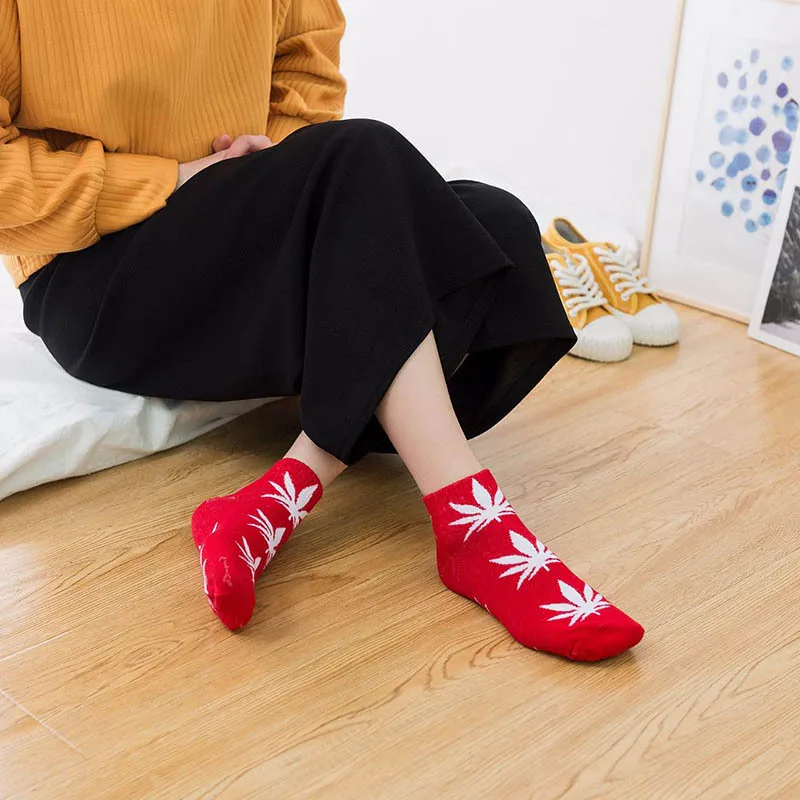 1 Pair Fashion Men Socks Cotton Weed Colorful Male Soft Breathable Short Ankle Socks Maple Leaf Casual Socks Sox Calcetines