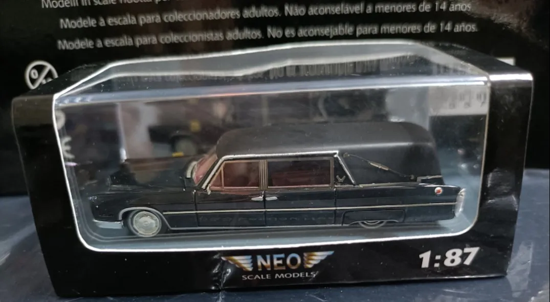 

Нео 1 87 SS Landau Hearse черная модель автомобиля hearse