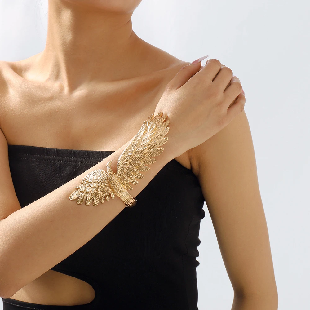 

Fashion Exaggerated Gold Color Cuff Eagle Bangle for Women Punk Hip Hop Animal Wings Open Bracelets Bangles Wrist Jewelry Gift